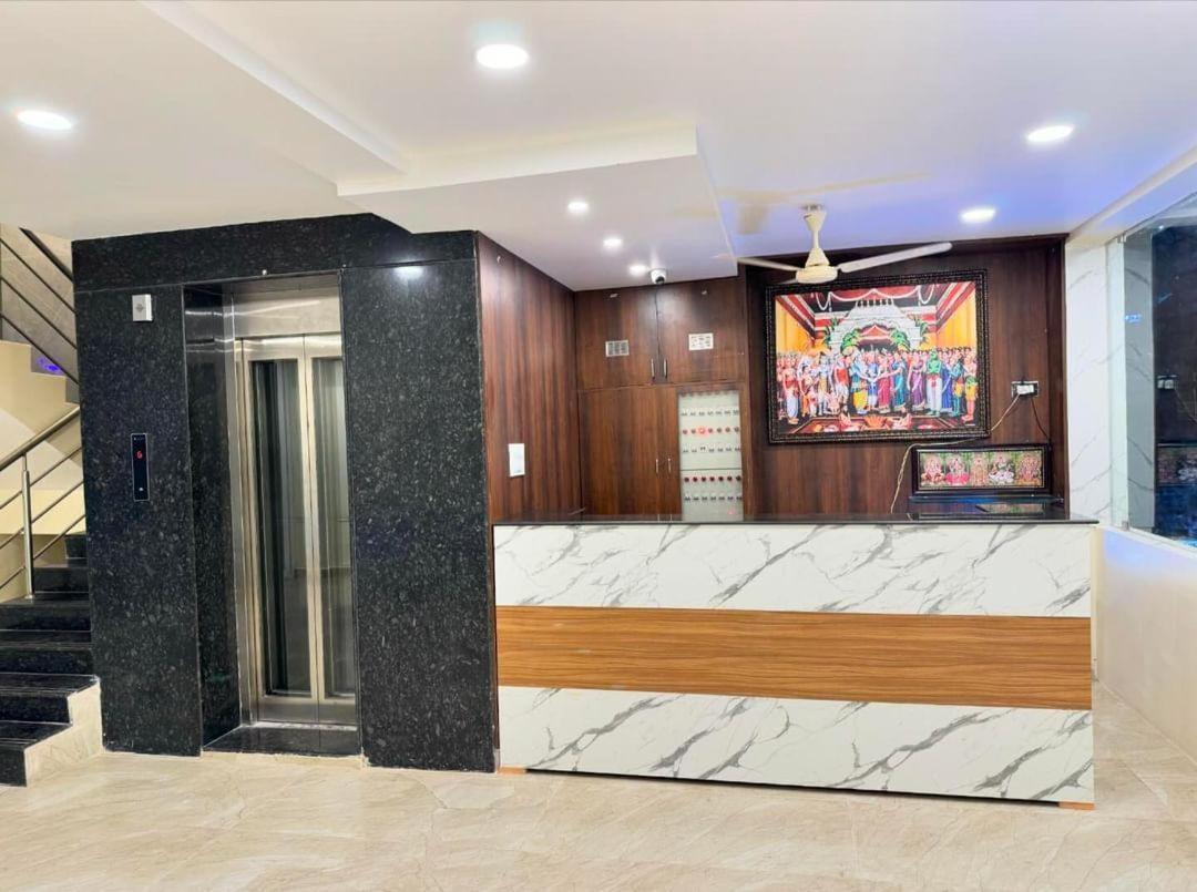 Hotel Dkr Grand Tirupati Eksteriør bilde
